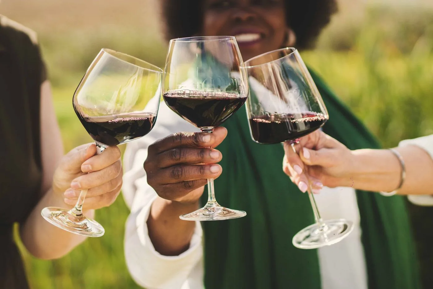 Rykie, Liezel and Norma raising a glass together